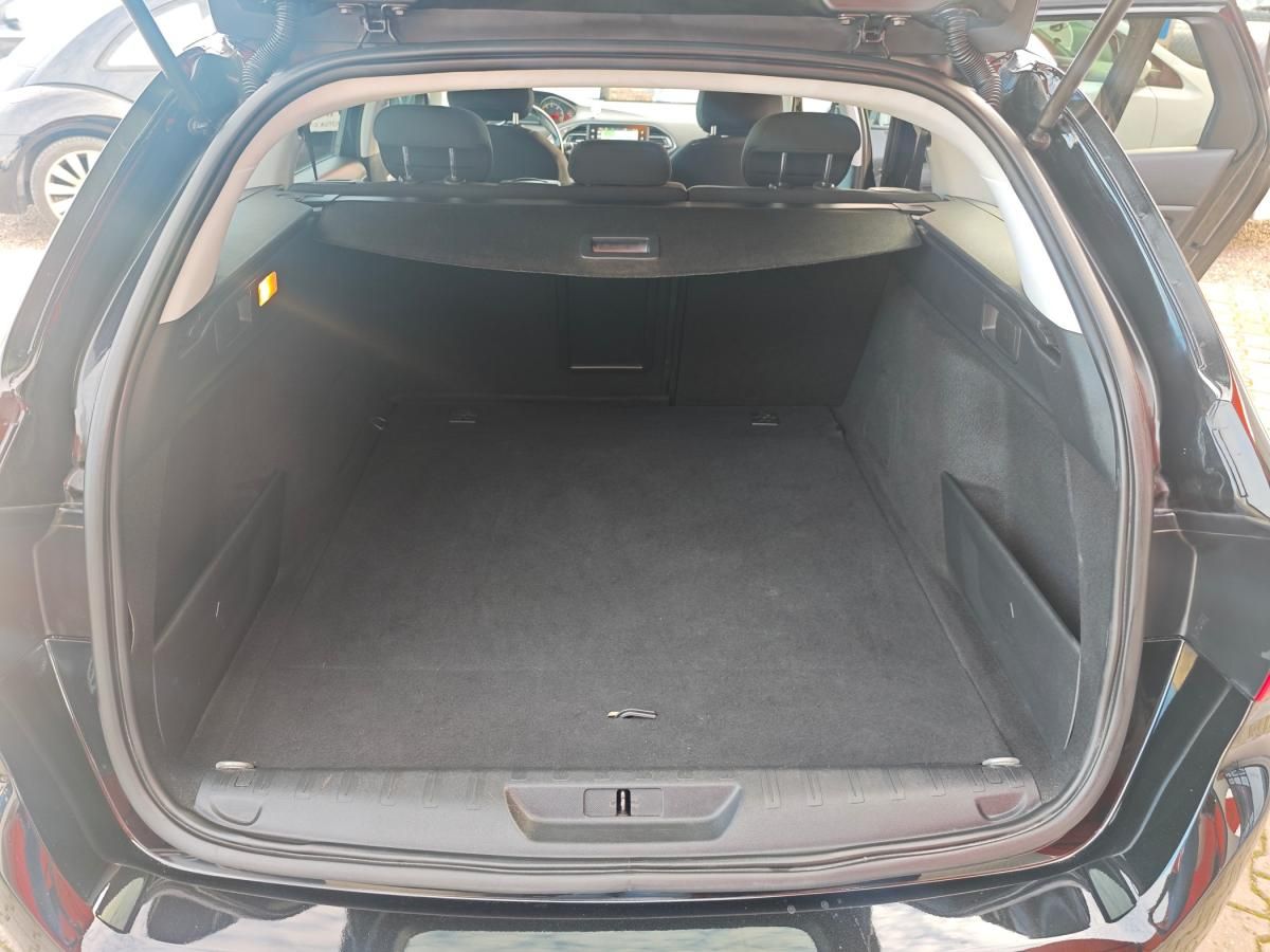 peugeot-308-2017-diesel-1560cc