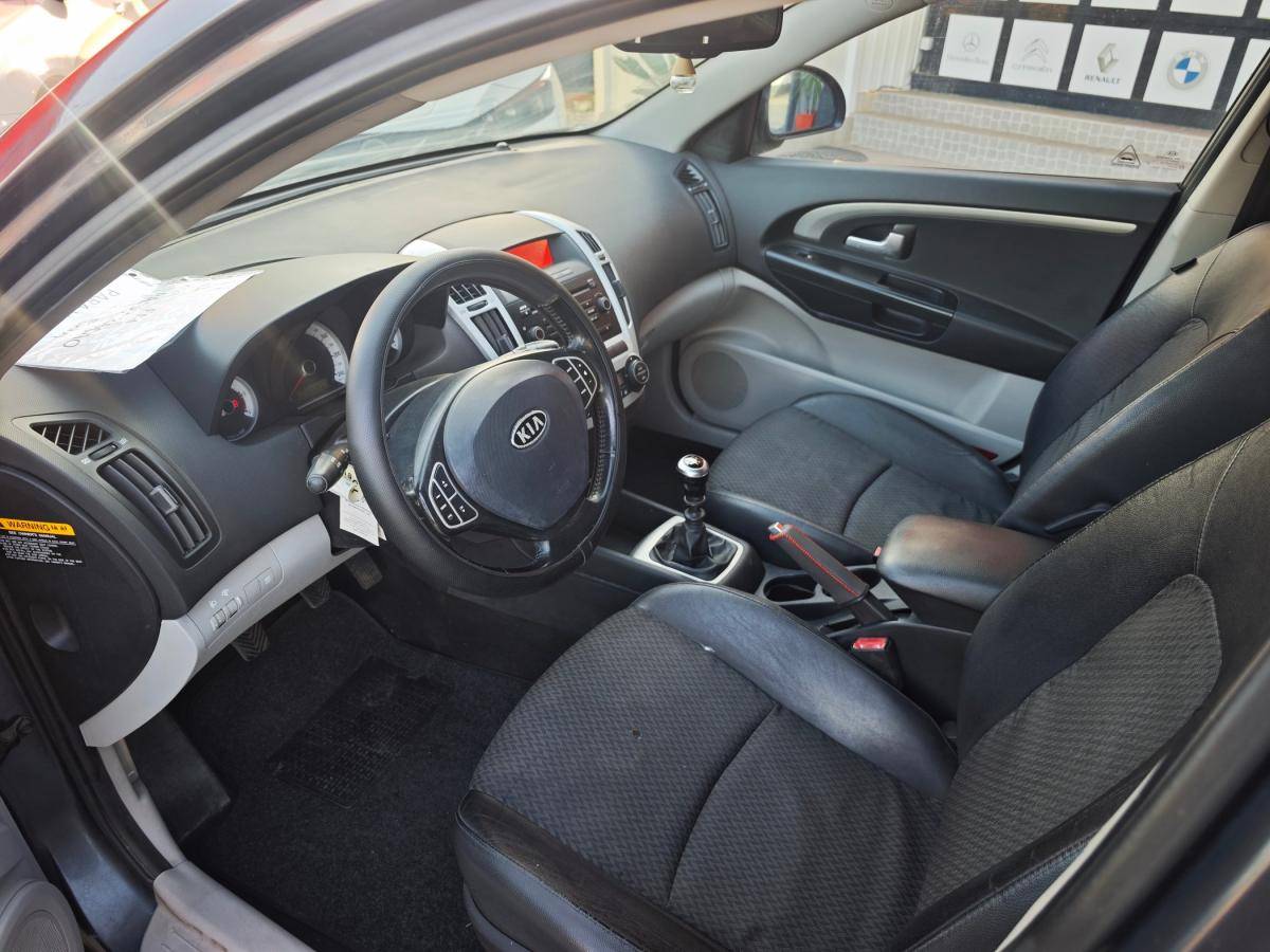 kia-ceed-sw-2008-diesel-1582cc