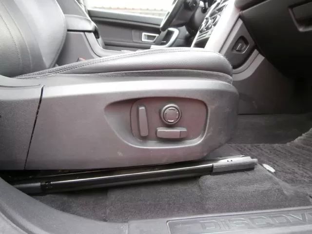 land-rover-discovery-sport-2017-diesel-1999cc