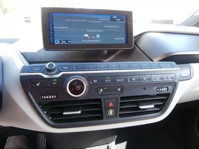 bmw-i3-2014-eletrico-200cc