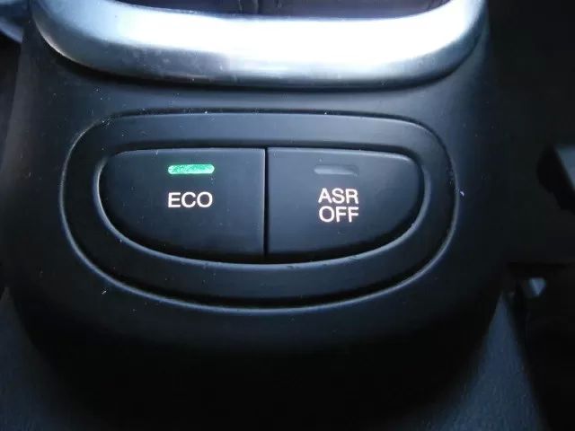 fiat-500l-2013-gasolina-875cc