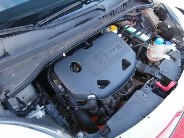 fiat-500l-2013-gasolina-875cc