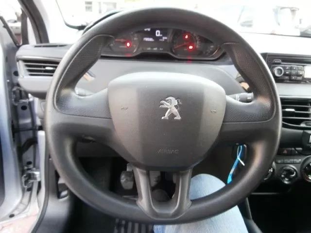 peugeot-208-2014-gasolina-999cc