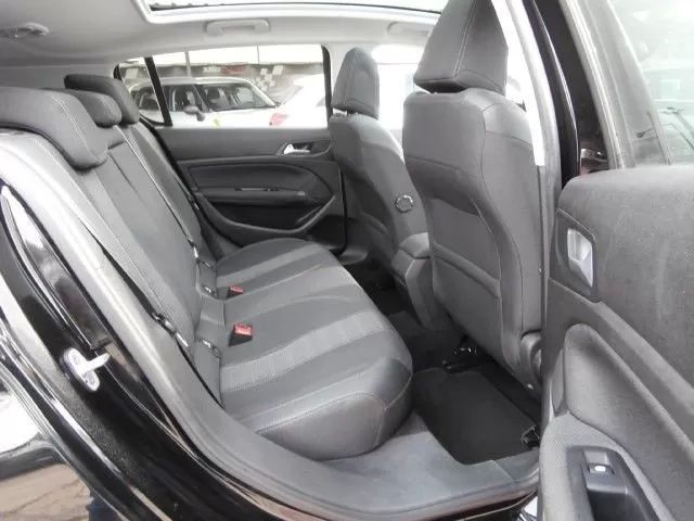 peugeot-308-2019-diesel-1499cc
