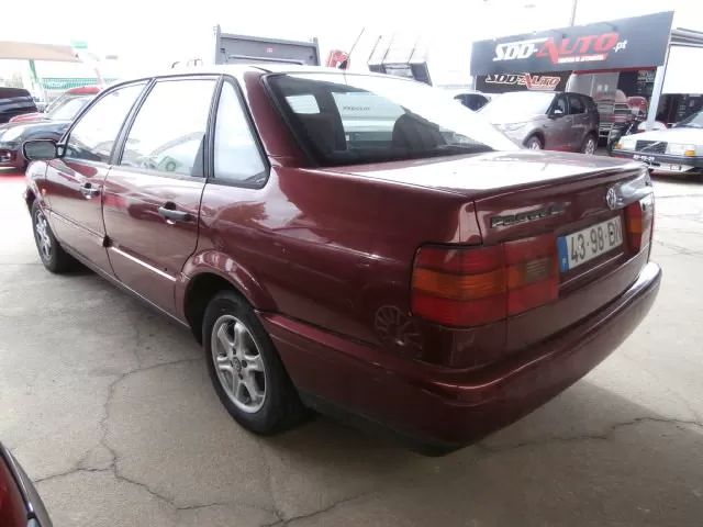 volkswagen-passat-1994-diesel-1896cc