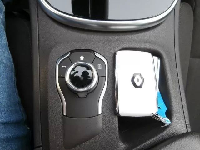 renault-espace-2018-diesel-1598cc