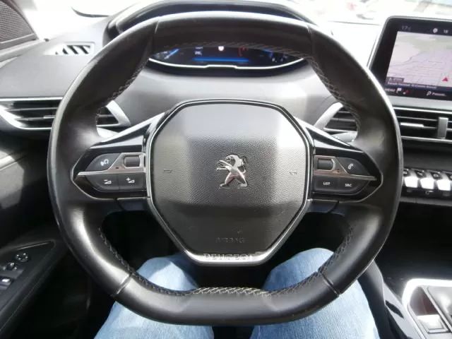 peugeot-3008-2020-diesel-1499cc