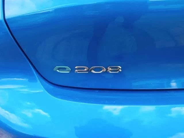 peugeot-e-208-2021-eletrico-200cc