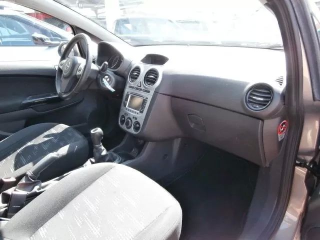 opel-corsa-2011-diesel-1248cc