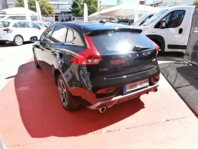 volvo-v40-2017-diesel-1969cc