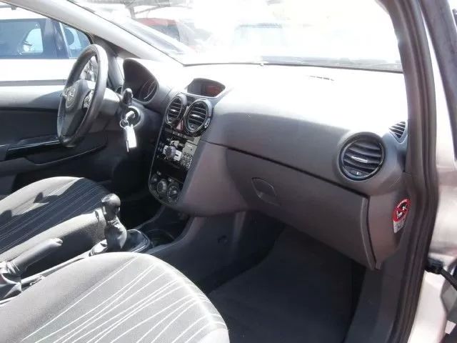 opel-corsa-2010-diesel-1248cc