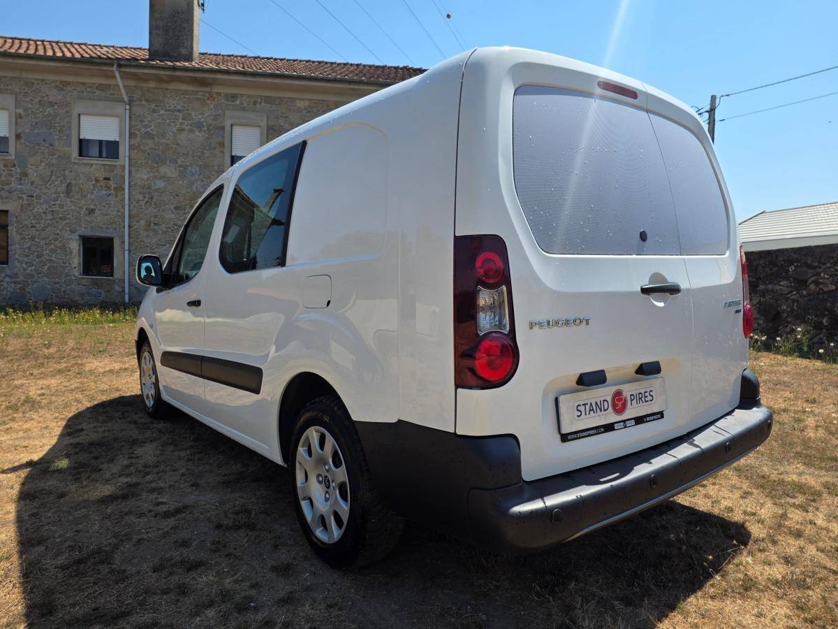 peugeot-partner-2015-diesel-1560cc