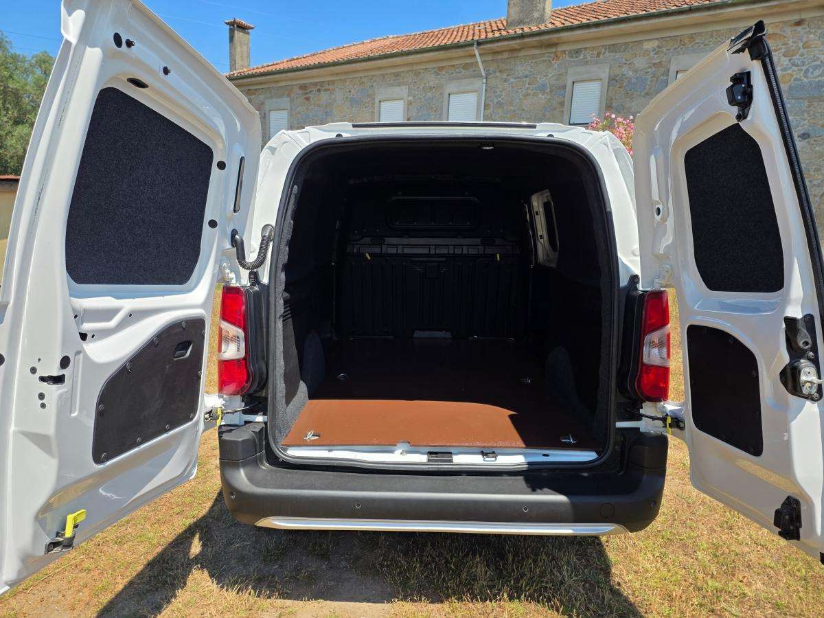 peugeot-partner-2020-diesel-1499cc