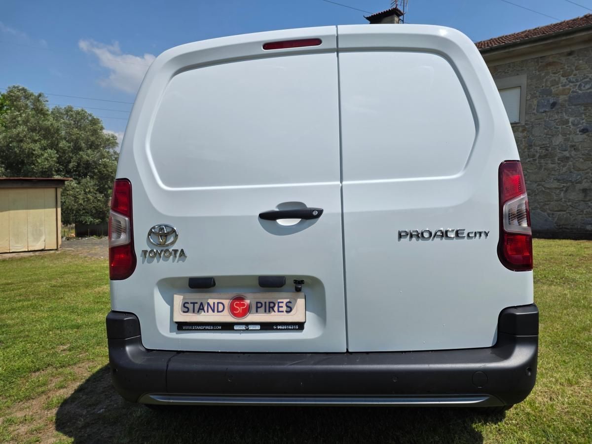 toyota-proace-2022-diesel-1499cc
