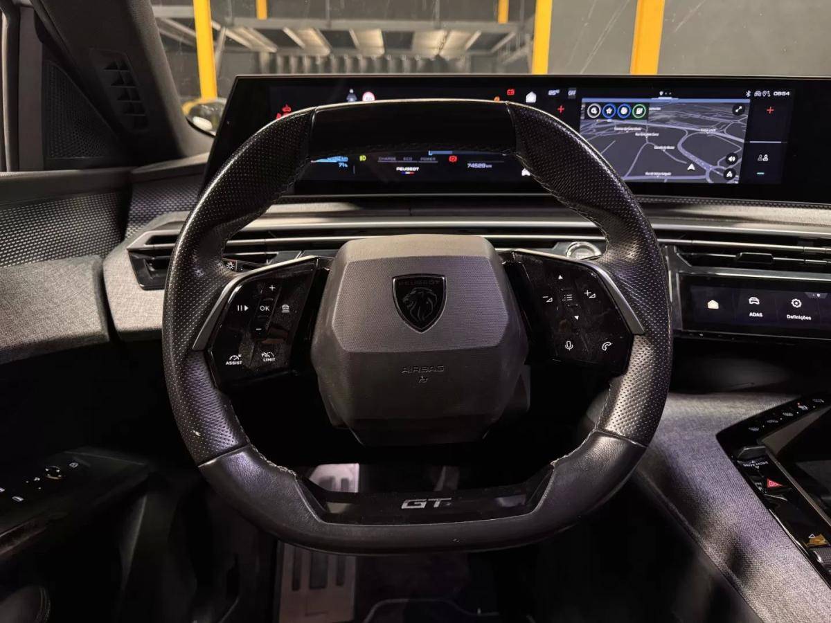 peugeot-5008-2025-eletrico-200cc