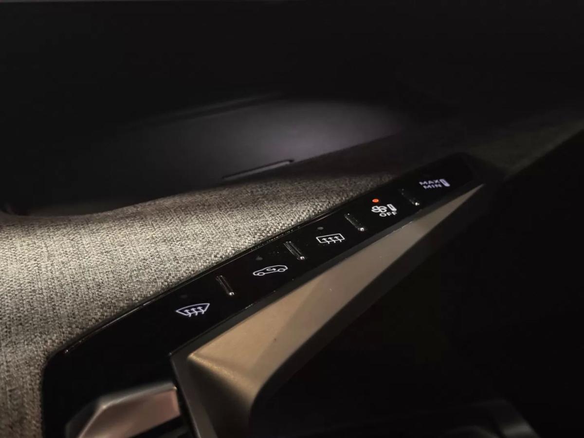 peugeot-5008-2025-eletrico-200cc