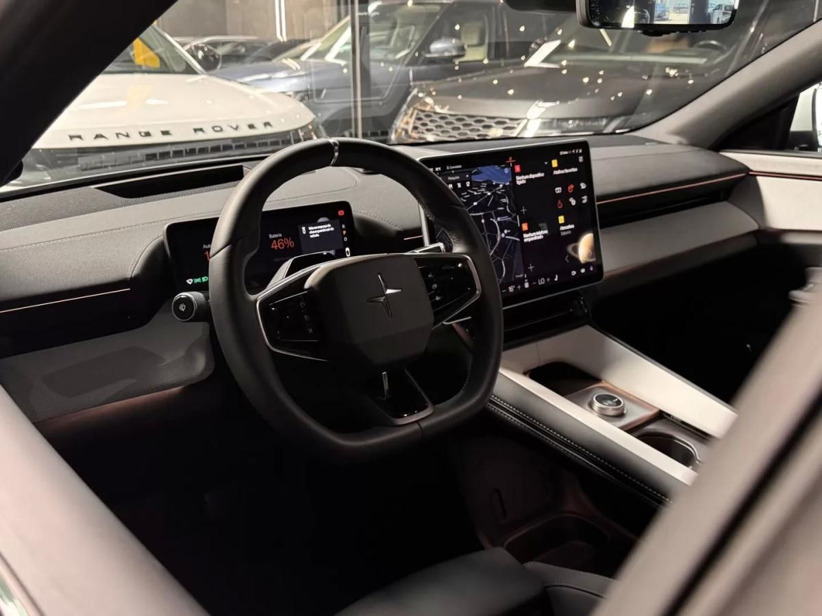polestar-4-2024-eletrico-200cc