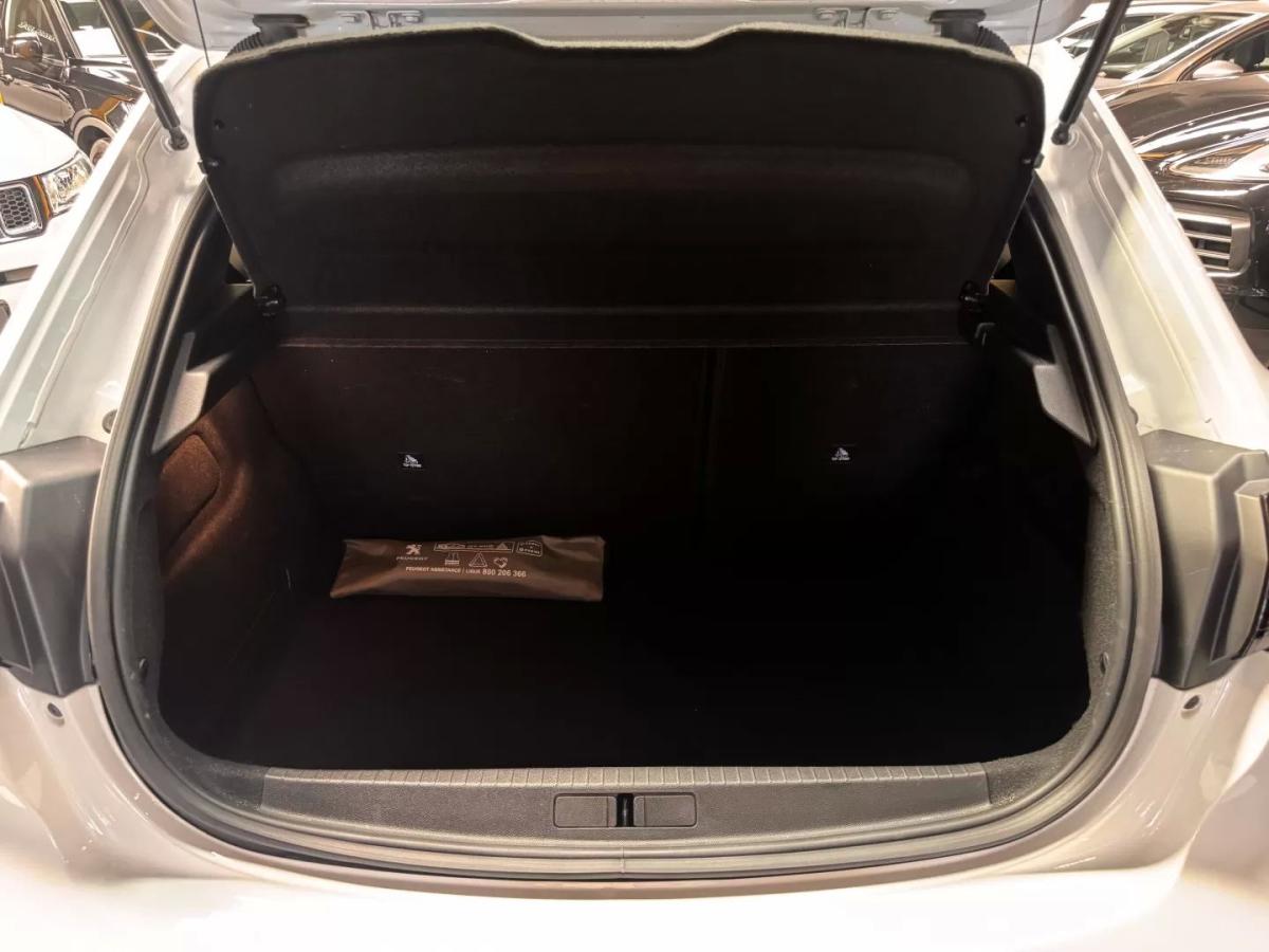 peugeot-208-2021-gasolina-1199cc