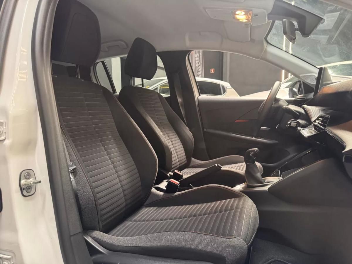 peugeot-208-2021-gasolina-1199cc
