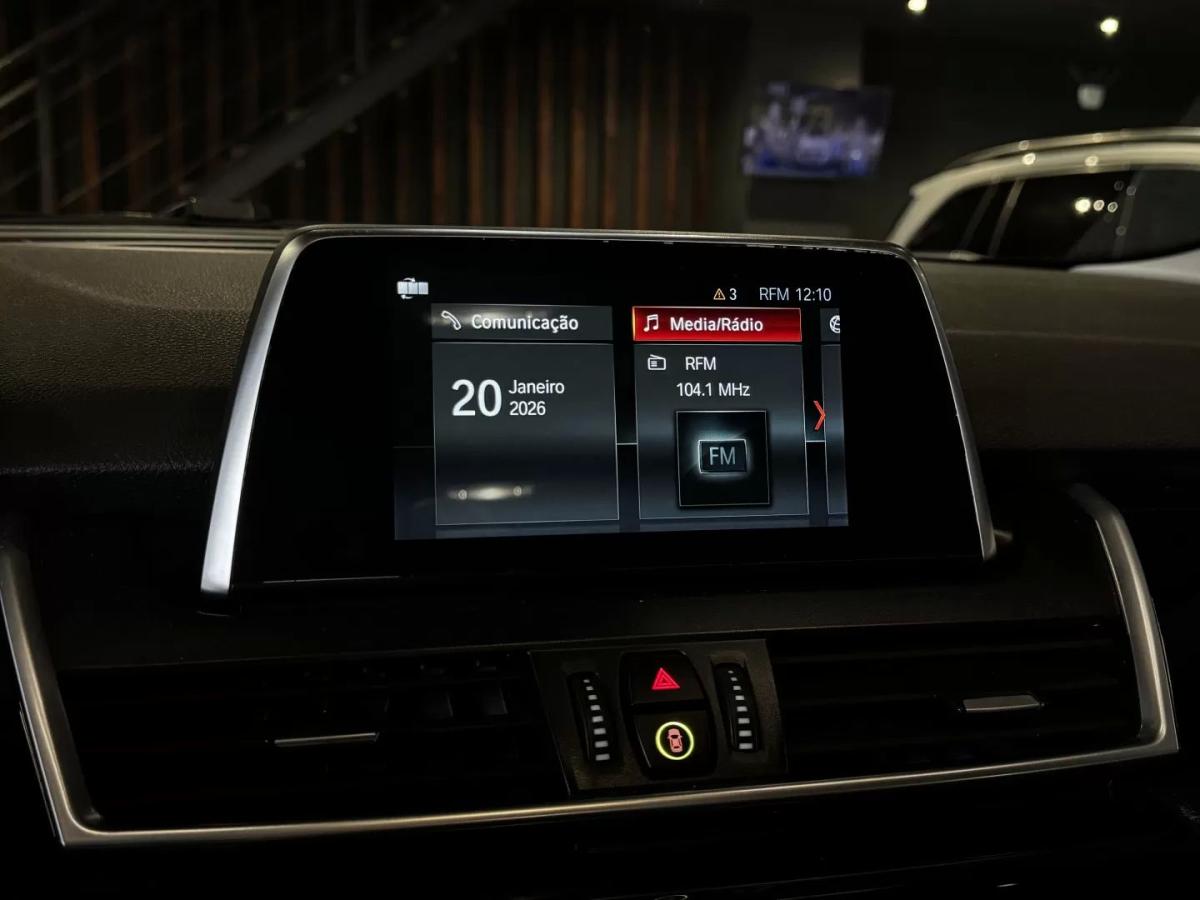 bmw-serie-2-2019-diesel-1496cc