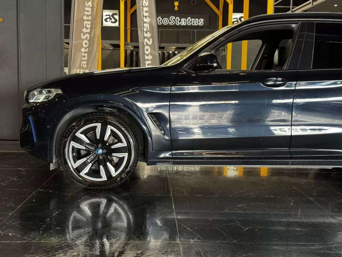 bmw-x3-2023-eletrico-200cc