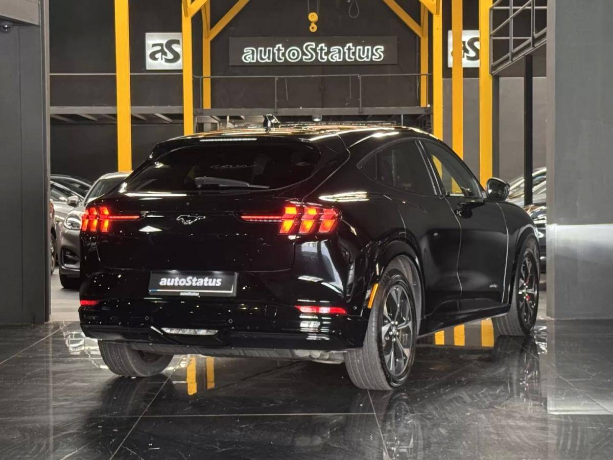 ford-mustang-mach-e-2024-eletrico-0cc