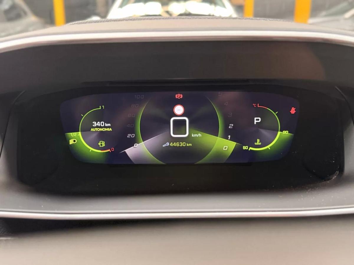 peugeot-208-2023-gasolina-1199cc