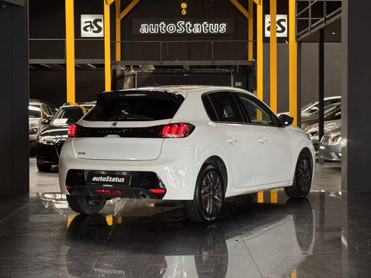 peugeot-208-2023-gasolina-1199cc