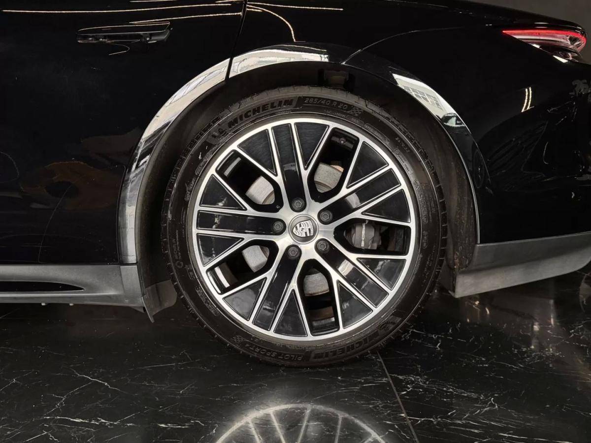 porsche-taycan-2023-eletrico-200cc
