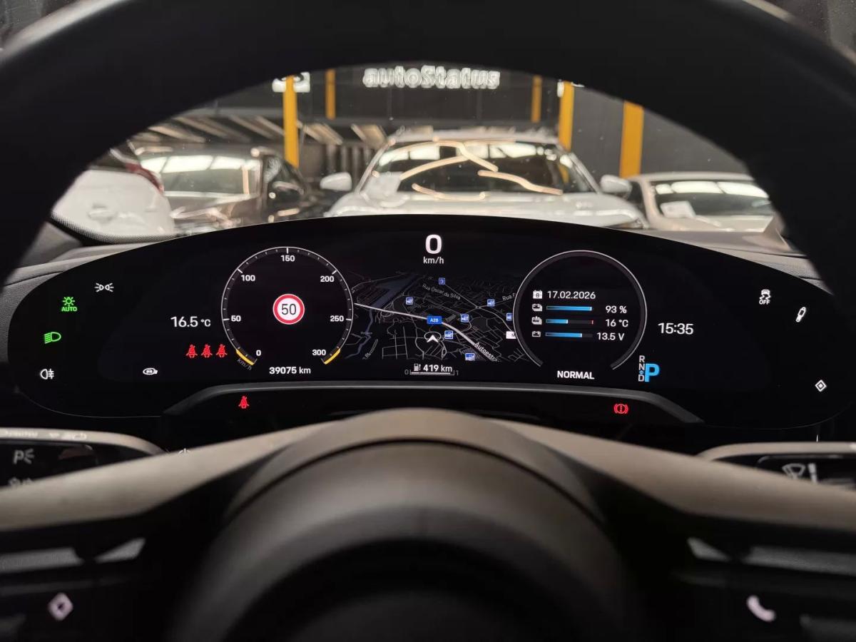 porsche-taycan-2023-eletrico-200cc