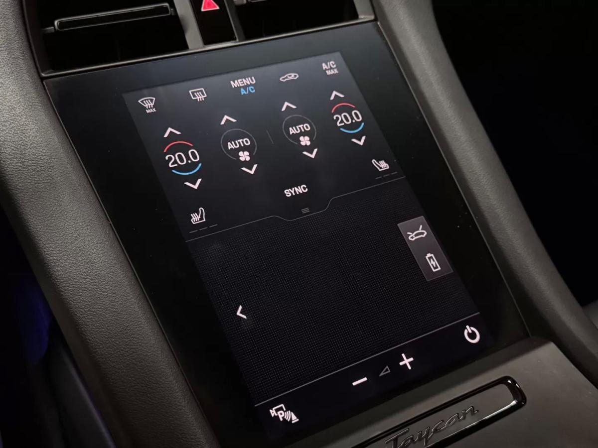 porsche-taycan-2023-eletrico-200cc