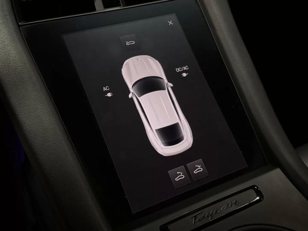 porsche-taycan-2023-eletrico-200cc