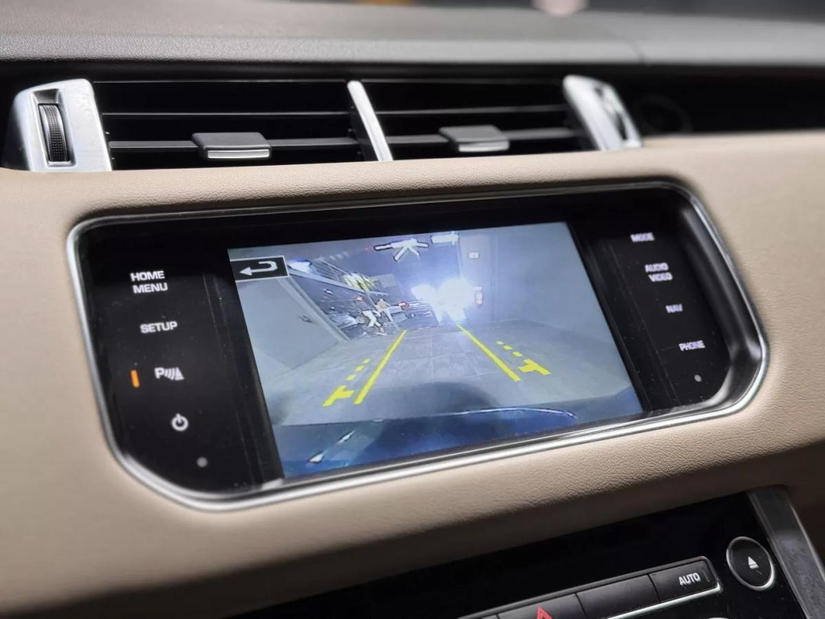 land-rover-range-rover-sport-2015-diesel-2993cc