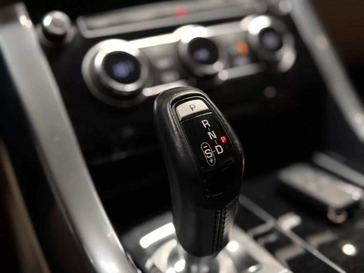 land-rover-range-rover-sport-2015-diesel-2993cc