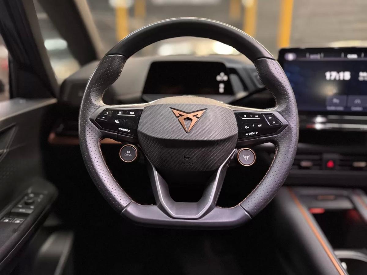 cupra-born-2023-eletrico-0cc
