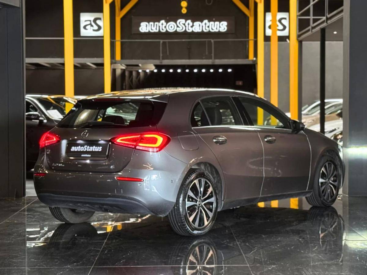 mercedes-benz-classe-a-2022-hibrido-1332cc