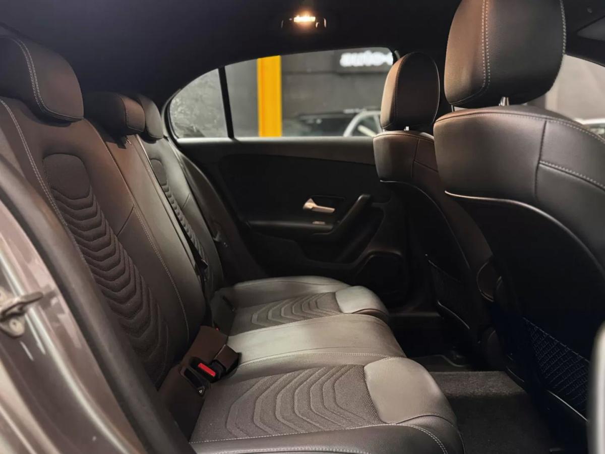 mercedes-benz-classe-a-2022-hibrido-1332cc