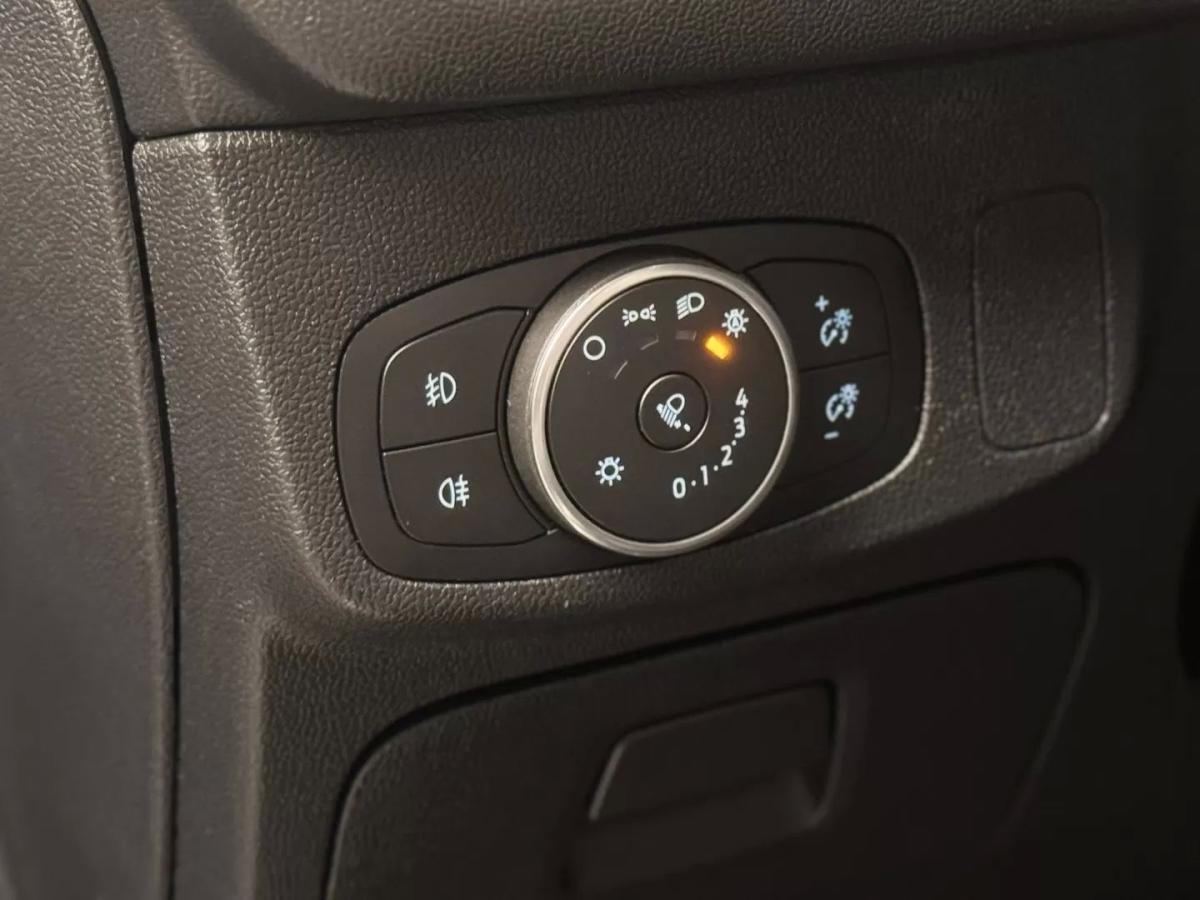 ford-focus-sw-2020-diesel-1499cc