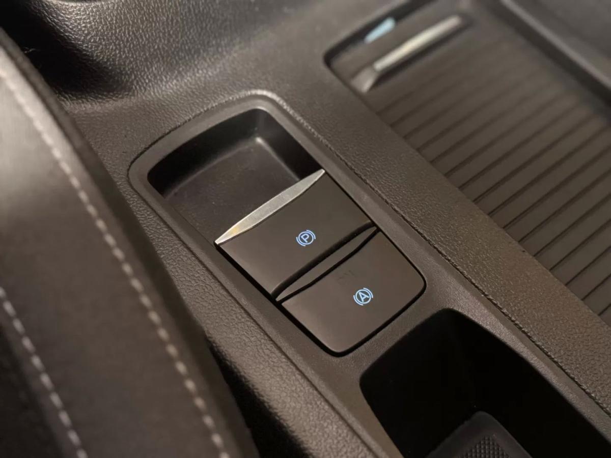 ford-focus-sw-2020-diesel-1499cc