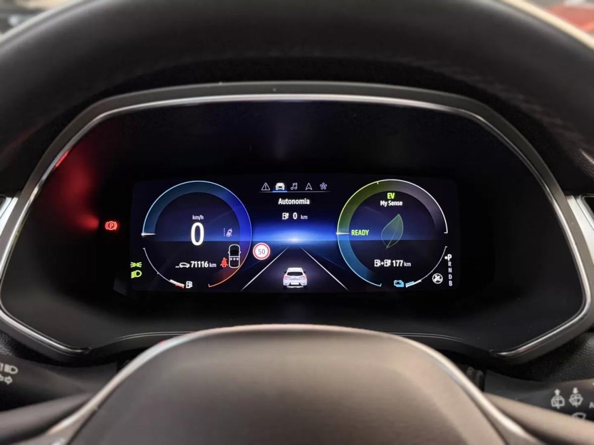 renault-captur-2022-hibrido-1598cc