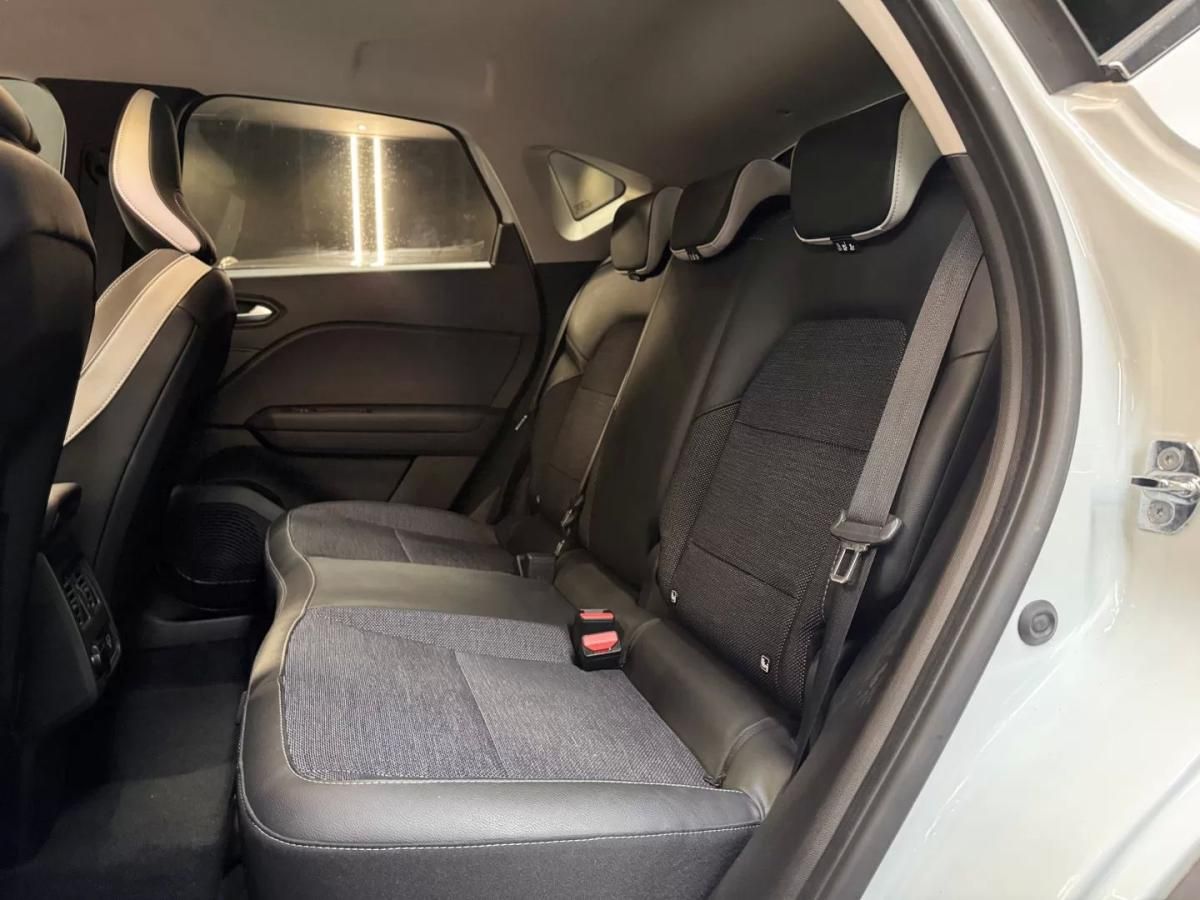 renault-captur-2022-hibrido-1598cc