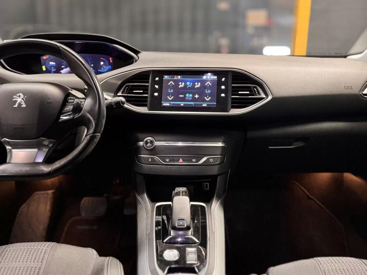peugeot-308-sw-2021-diesel-1499cc