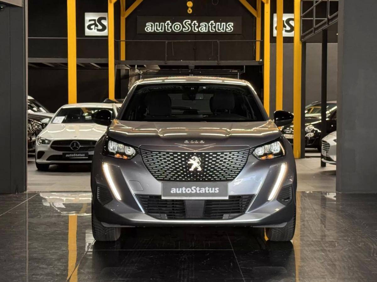 peugeot-e-2008-2023-eletrico-0cc