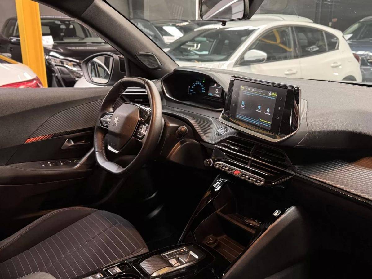 peugeot-e-2008-2023-eletrico-0cc