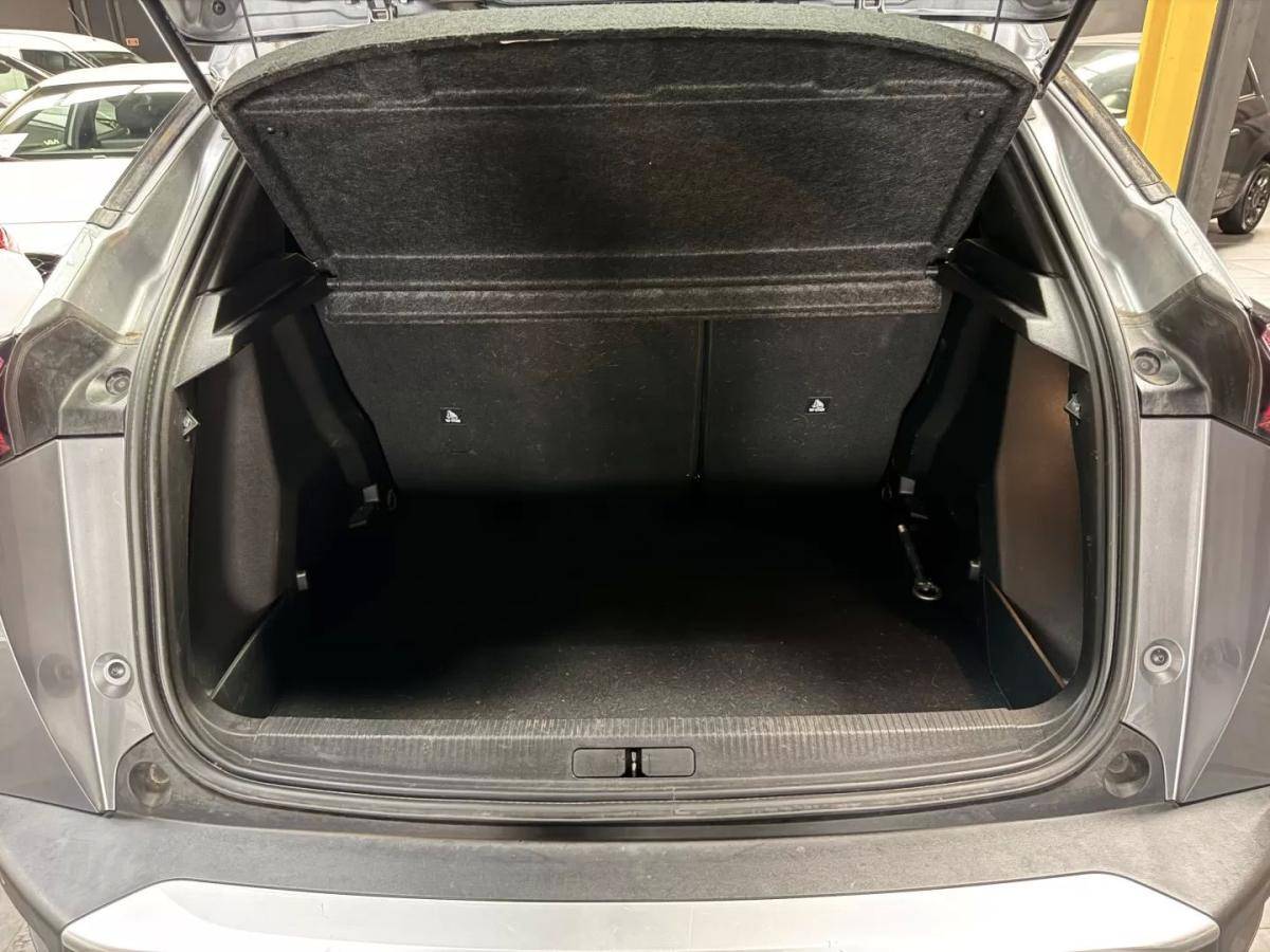 peugeot-e-2008-2023-eletrico-0cc