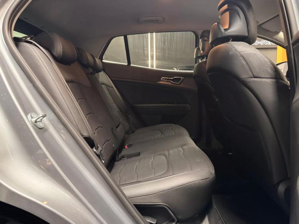 kia-sportage-2025-hibrido-1598cc
