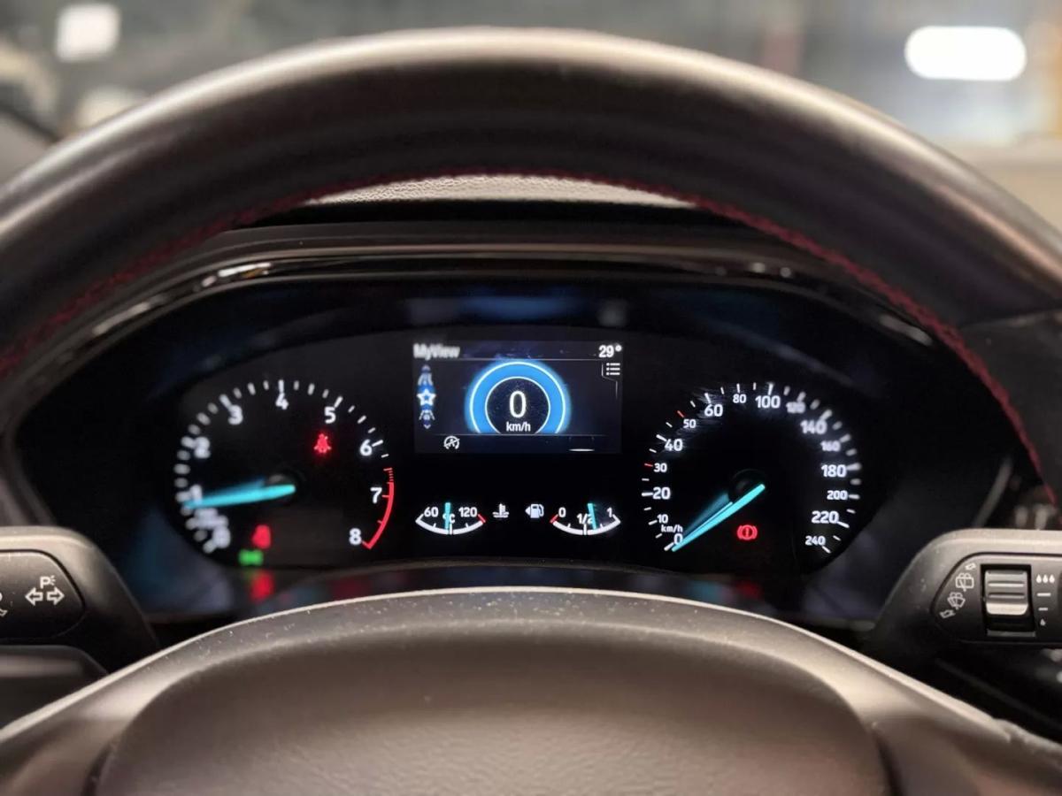ford-focus-2023-gasolina-998cc