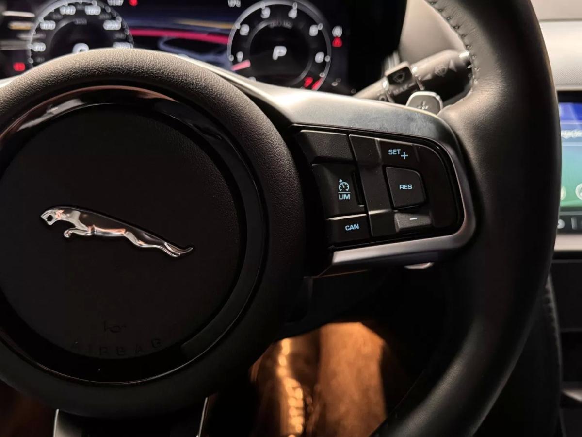 jaguar-f-type-2023-gasolina-1997cc