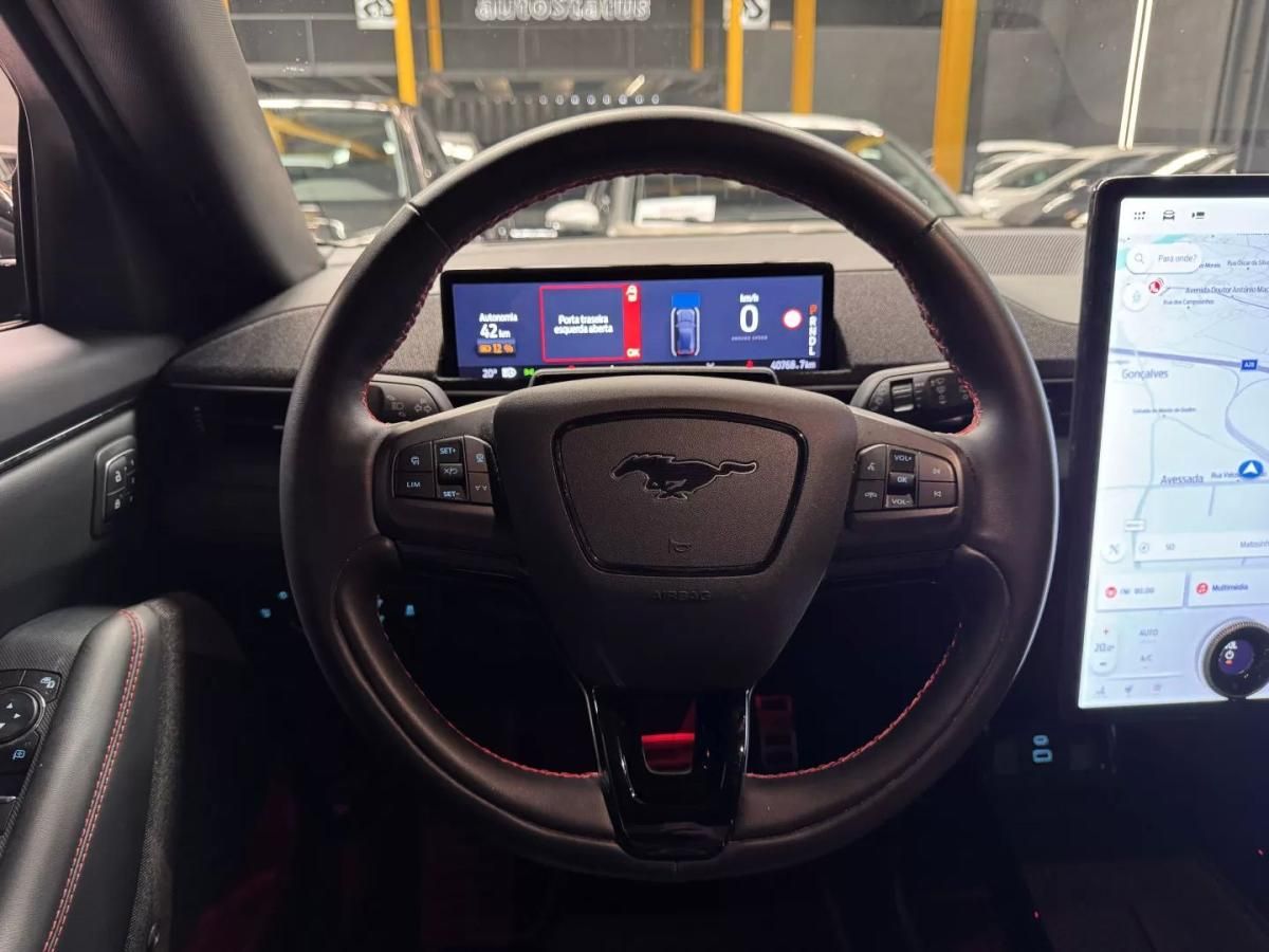 ford-mustang-mach-e-2024-eletrico-200cc