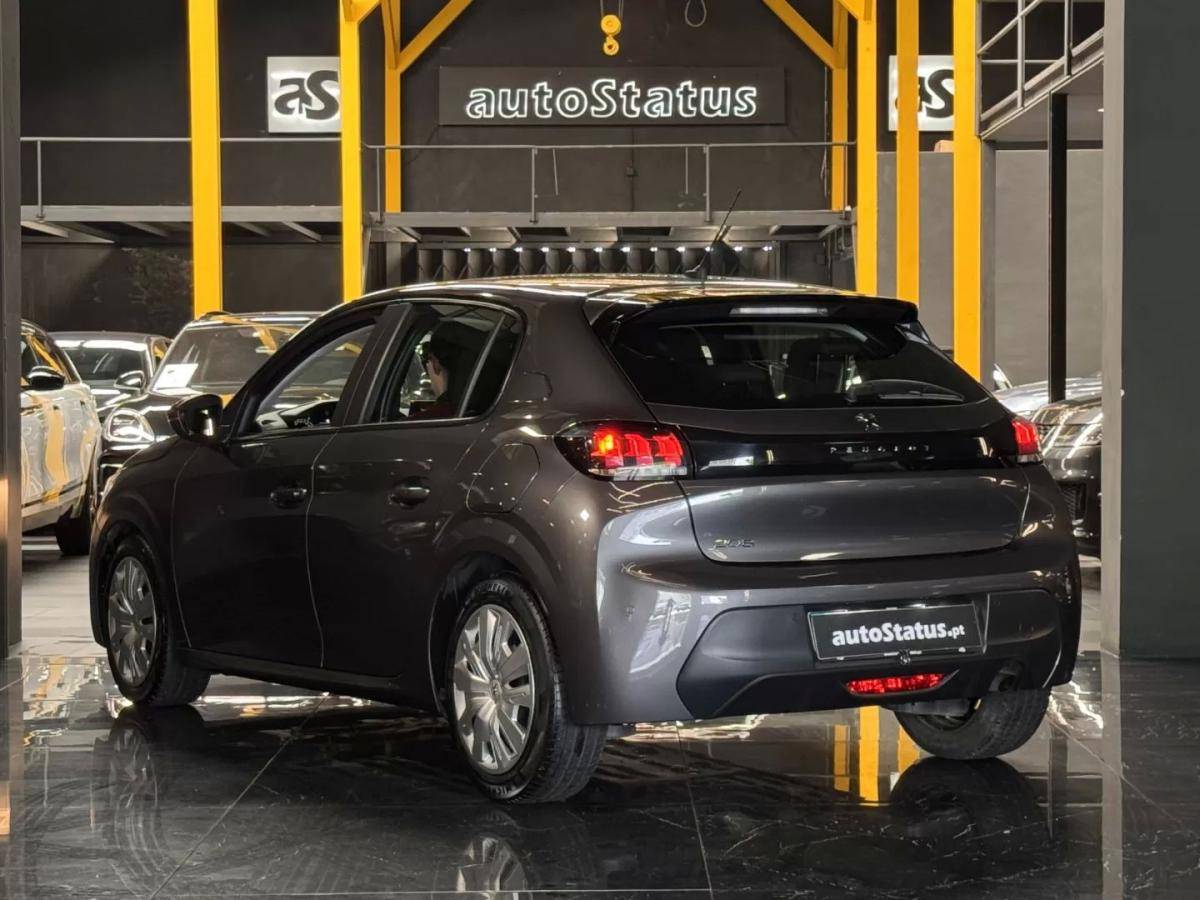 peugeot-208-2023-gasolina-1199cc